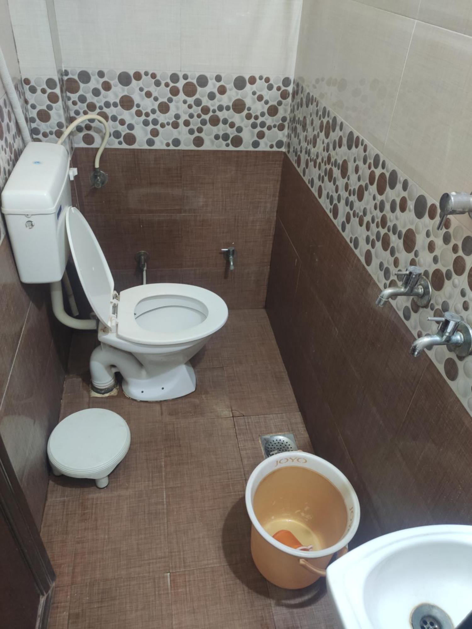 Hotel Vrandavan Palace Near Mahakal Temple Уджайн Екстериор снимка